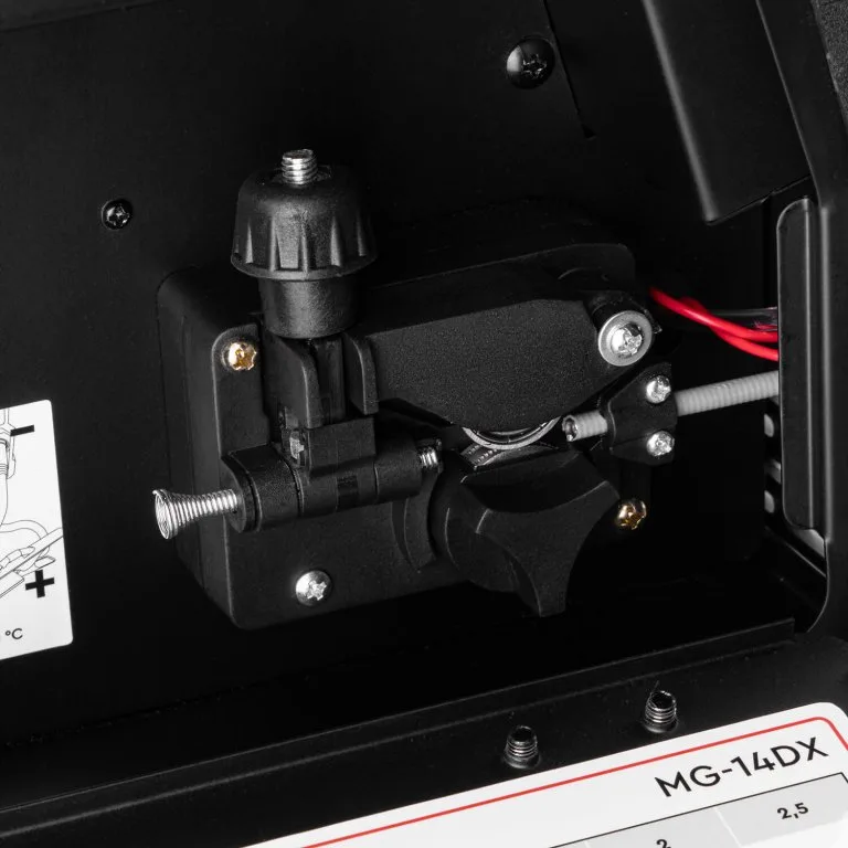 Aparat de sudură semiautomat cu invertor MIG/MMA Dnipro-M MG-14DX — imagine 3